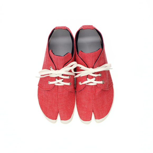 Top view of red Tabi Shoes " YUI "