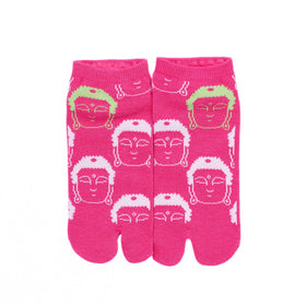 Front view of short pink Tabi Socks " Kamakura Daibutsu "