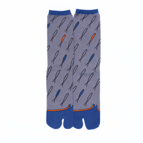 Front view of long gray Tabi Socks " Shirasu2"