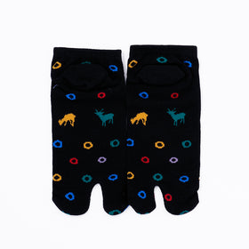Front view of short black Tabi Socks " Shika & Wa "