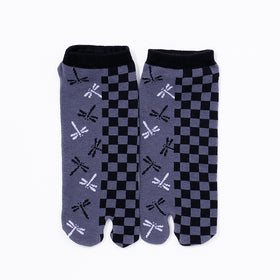 Front view of short gray Tabi Socks " Tonbo & Ichimatsu "