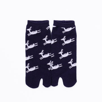 Front view of short navy Tabi Socks " Shika Hashiru "