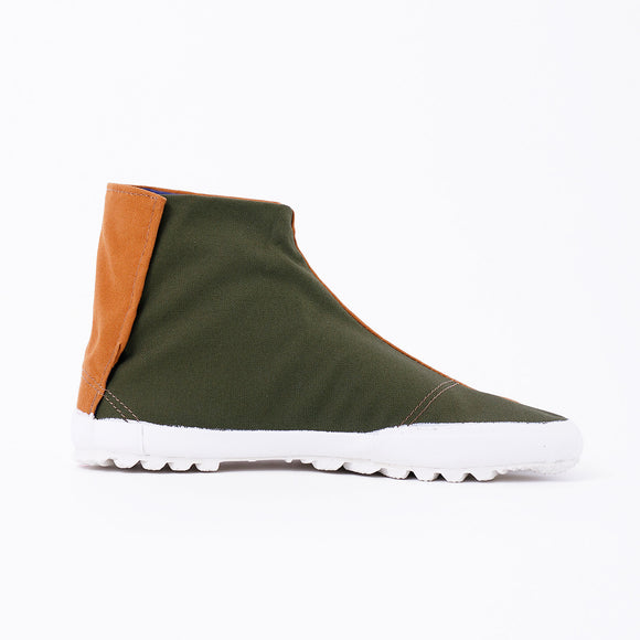 Right side of Earth Tabi Shoes " QUATRO "