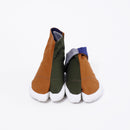 Front view of Earth Tabi Shoes "QUATRO"