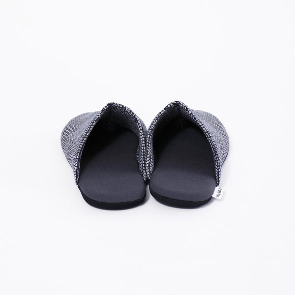 Back view of navy Tabi Slippers " KANOKO "