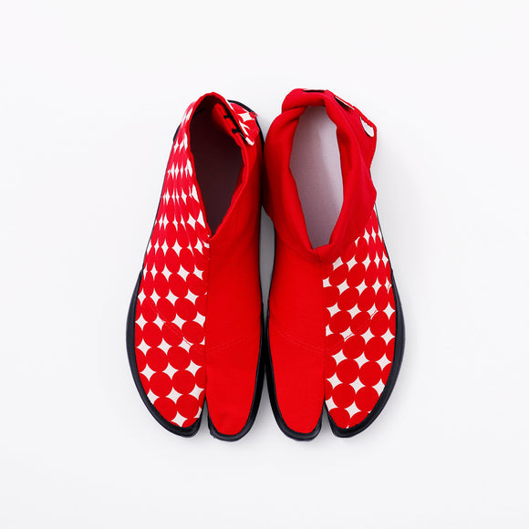 Top view of red Tabi Shoes " PLANET "